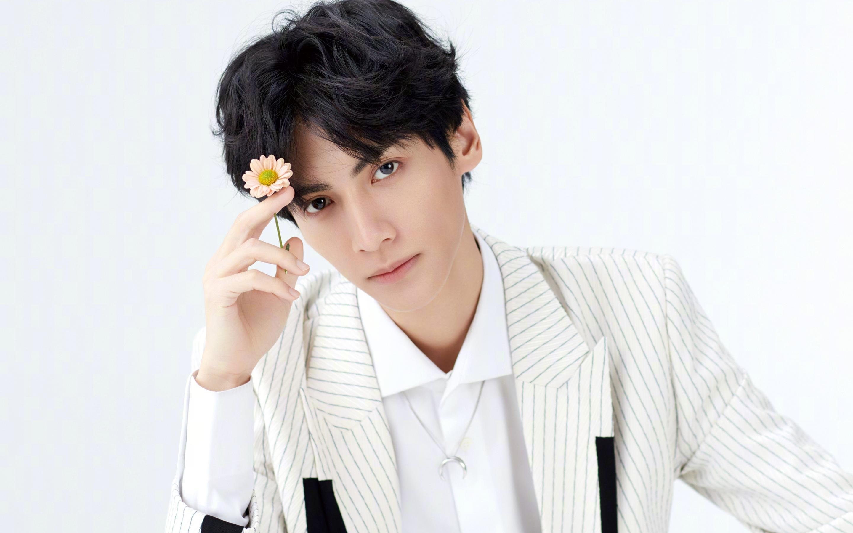 美国马术协会与学校合作,开展马术教育课程,推广马术文化。,美国马术俱乐部