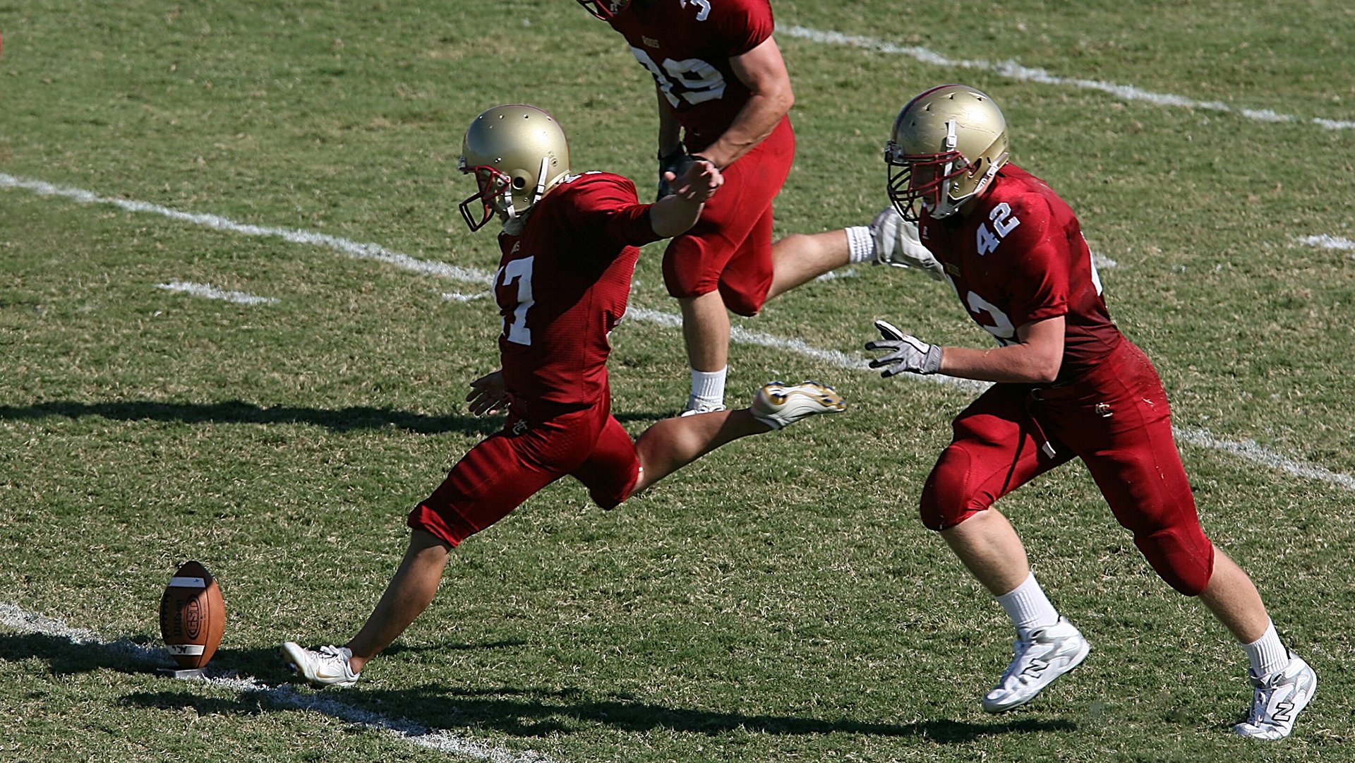 美国男足在巴黎奥运会比赛中以2-0战胜新西兰，美国男足联赛