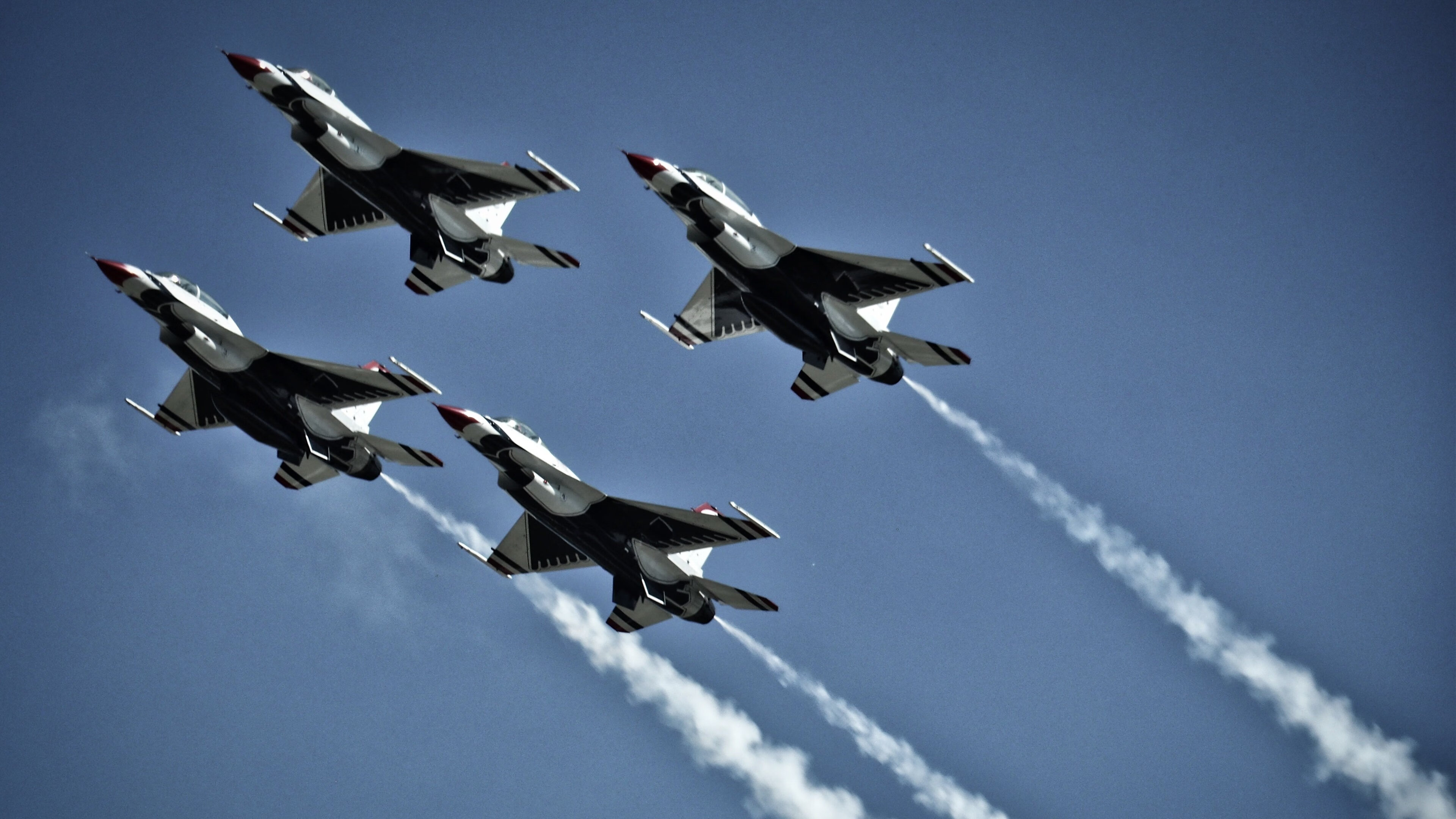 中国香港队赛制变化与挑战:如何提升团队的战略执行能力,香港队再添一枚金牌