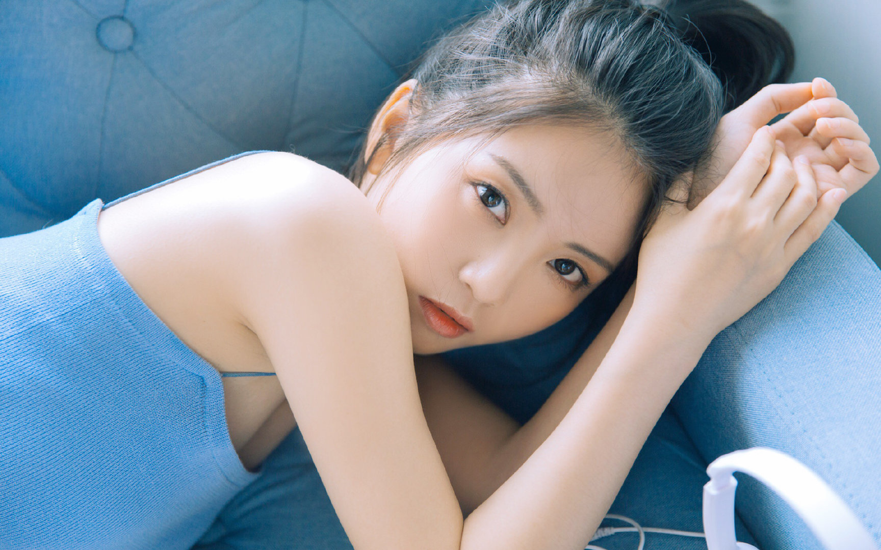 足球训练中心引入虚拟现实辅助教学，足球训练室